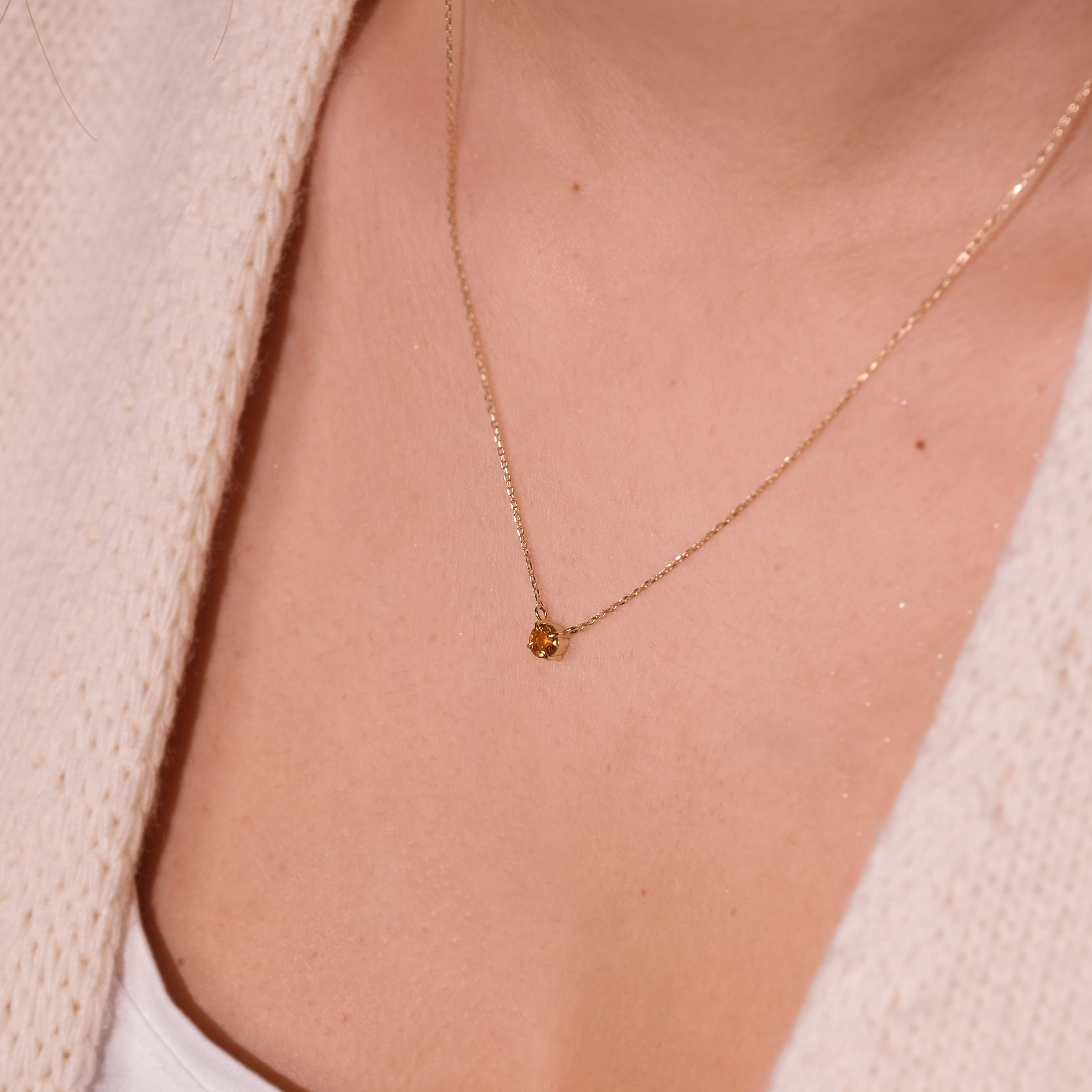 Sitrin Taşlı 14 Ayar Altın Minimal Kolye