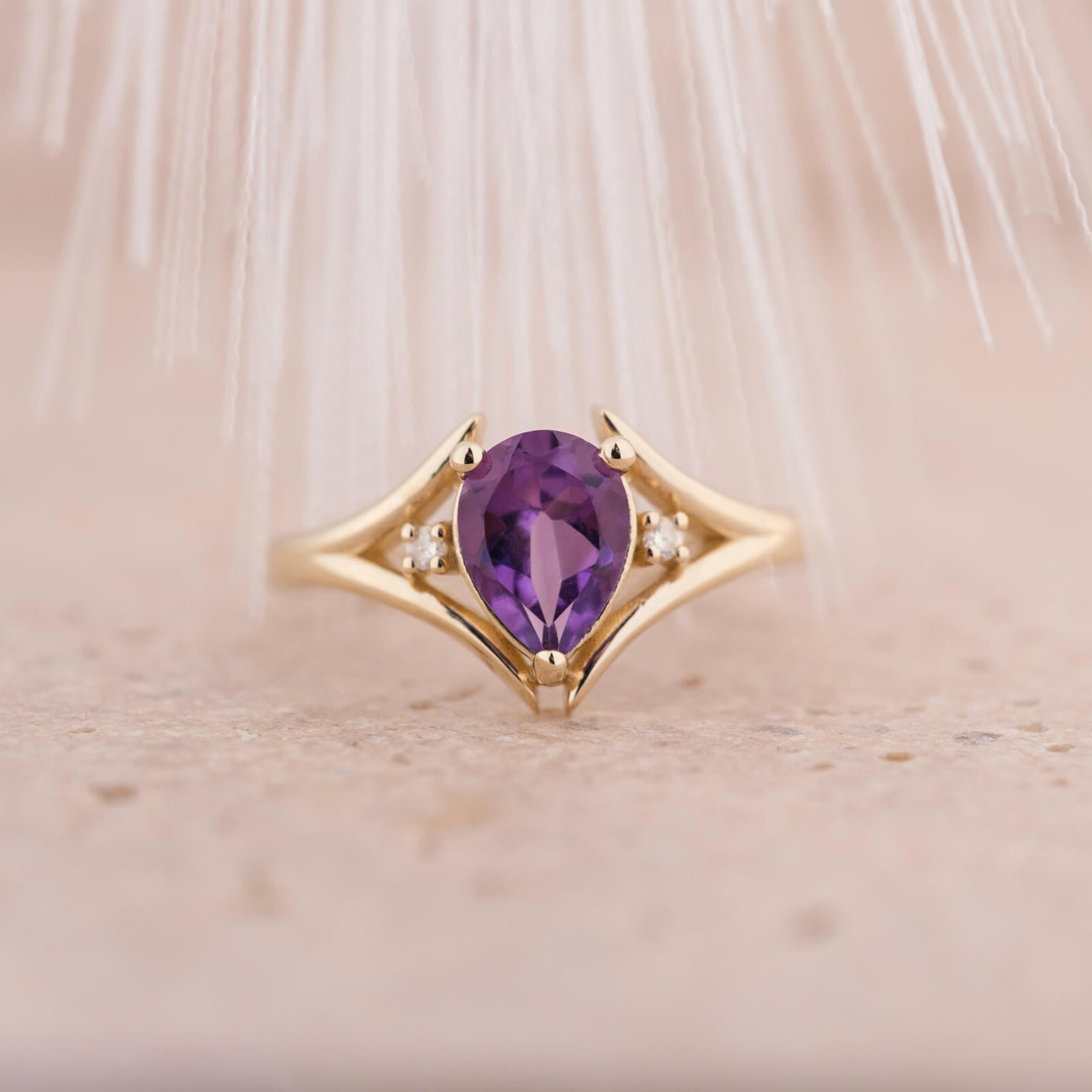 Lirien | Damla Kesim Ametist ve Pırlantalı Yüzük
