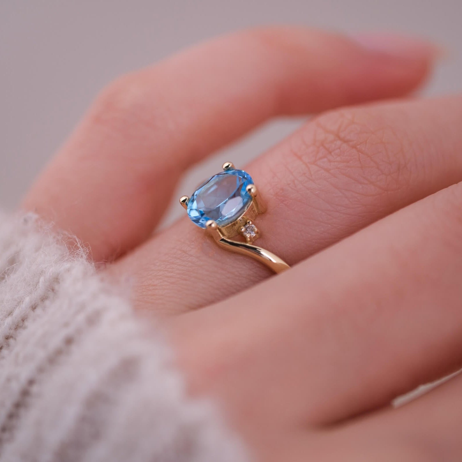 Elarwen | Swiss Blue Topaz ve Pırlantalı Yüzük