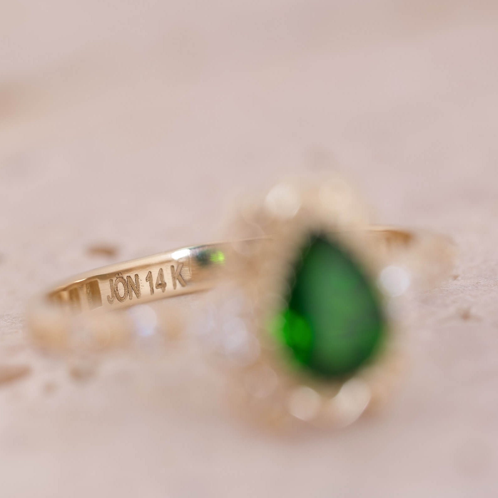 Arwen Vintage | Krom Diopsit ve Pırlantalı Yüzük