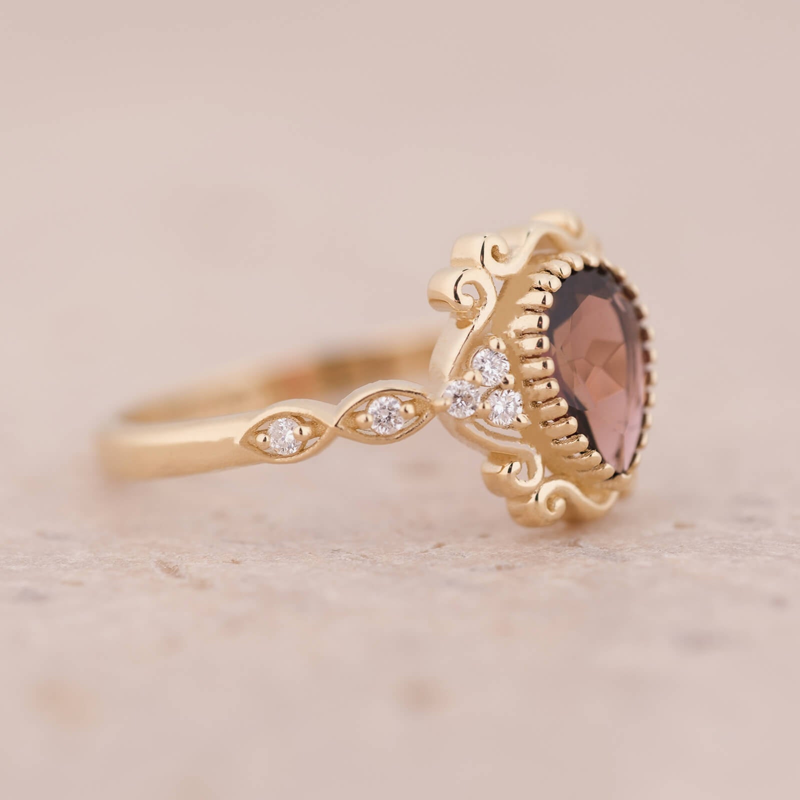 Arwen Vintage |Turmalin ve Pırlantalı Yüzük