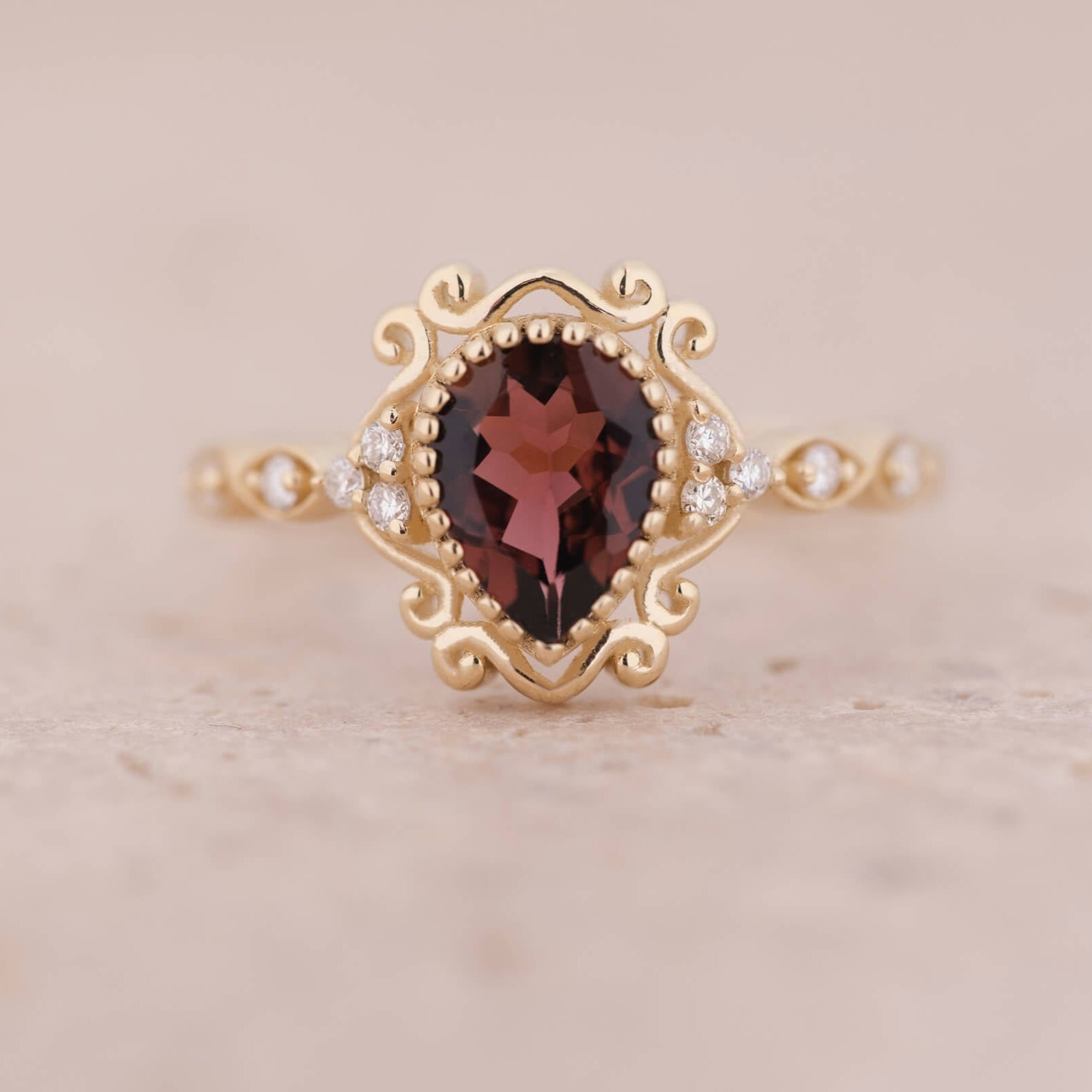 Arwen Vintage |Turmalin ve Pırlantalı Yüzük