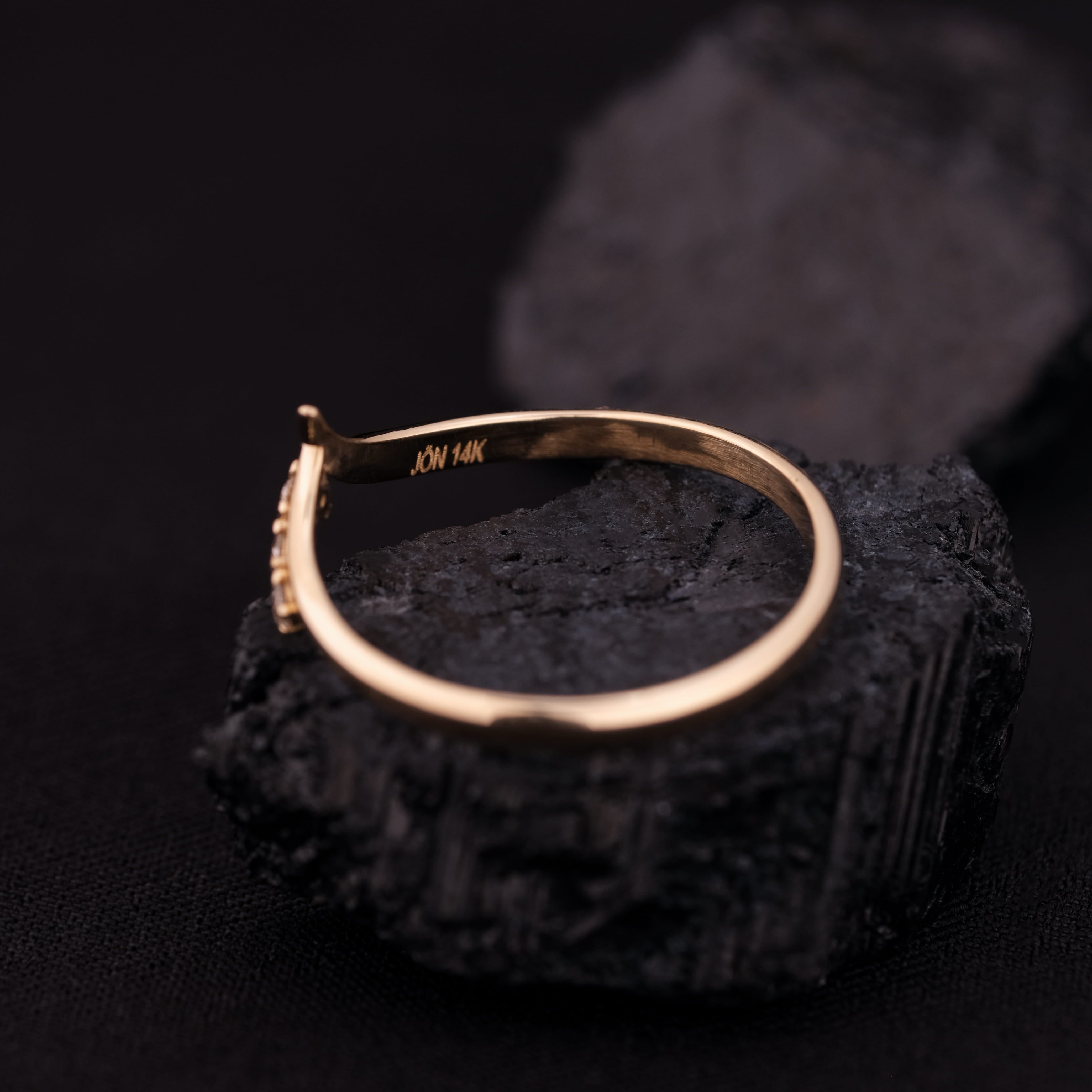 Lina - 14 Ayar Pırlantalı Altın Yüzük