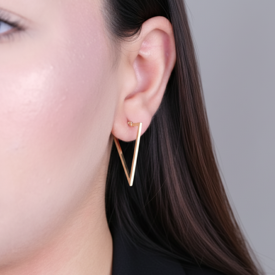 V Form 14 Ayar Altın Küpe