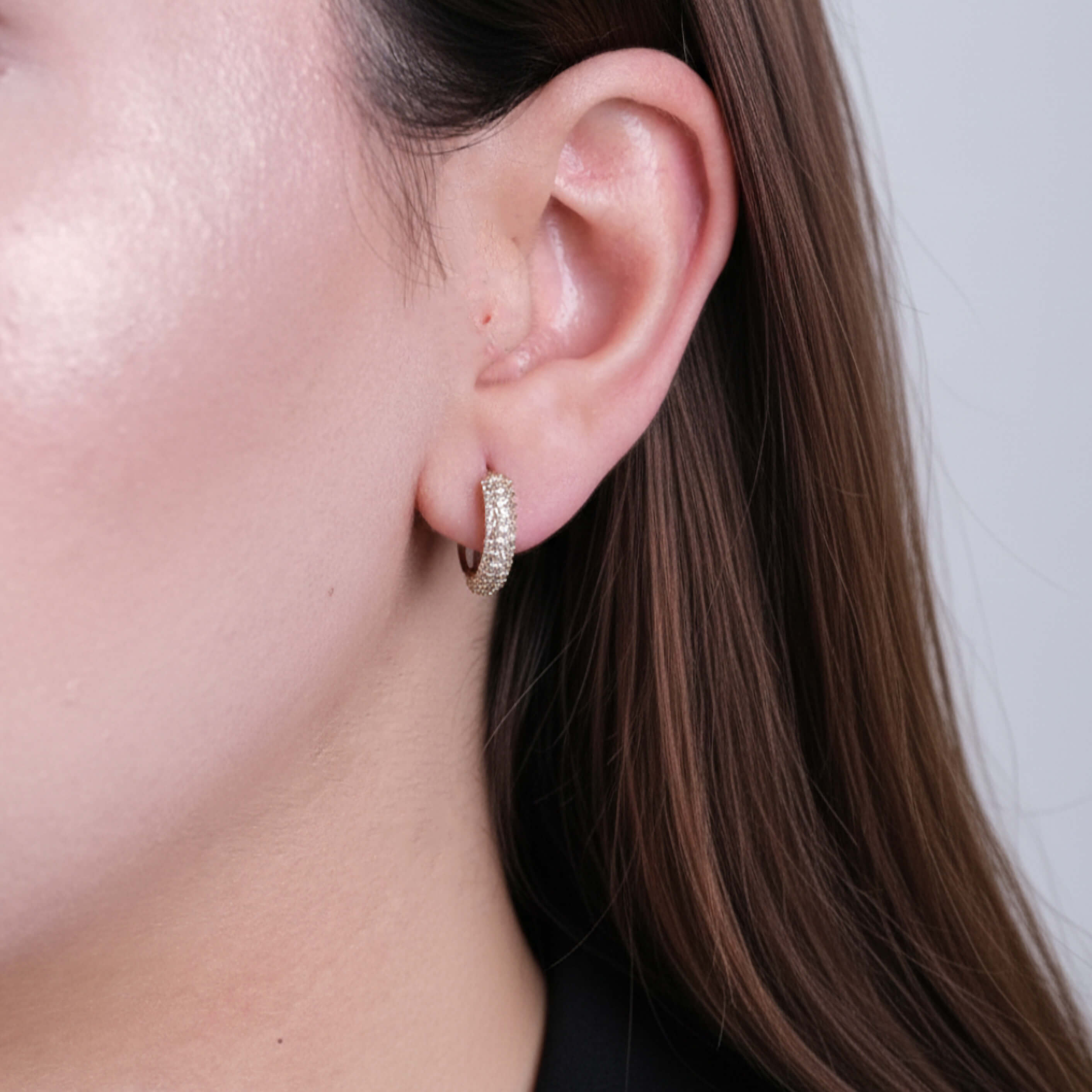 Taş Sıra 14 Ayar Altın Küpe