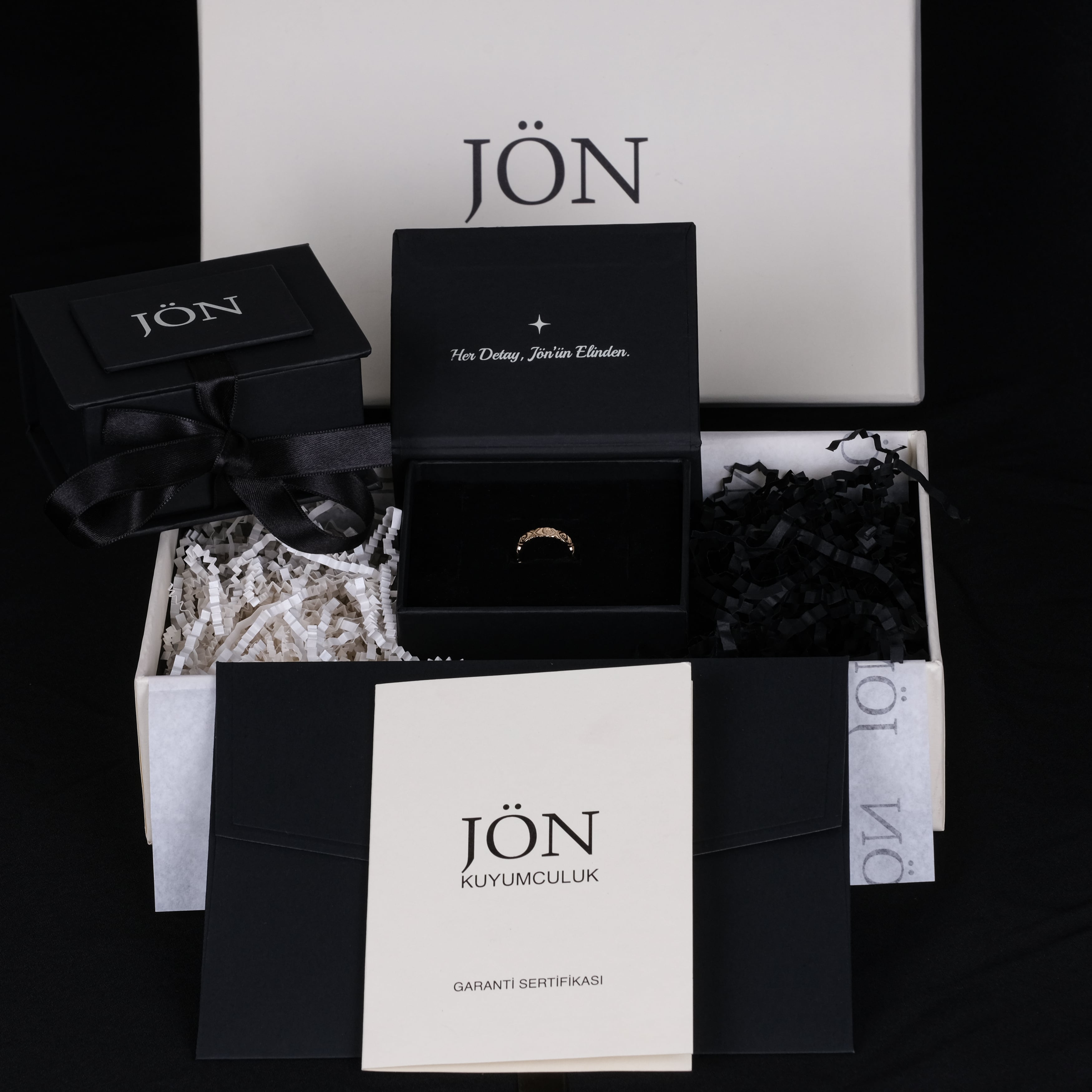 Lina - 14 Ayar Pırlantalı Altın Yüzük