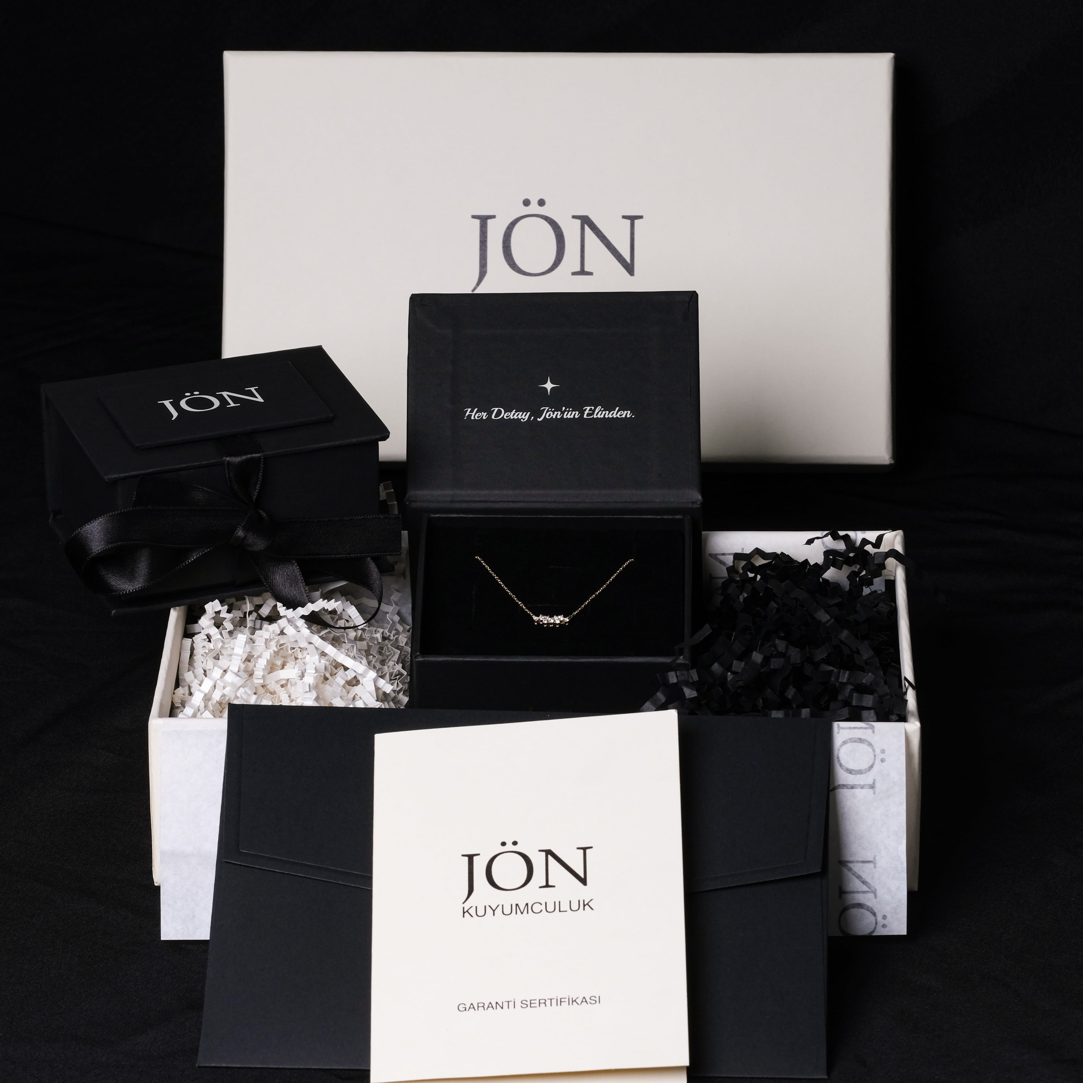 Swiss Blue Topaz Taşlı 14 Ayar Altın Minimal Kolye