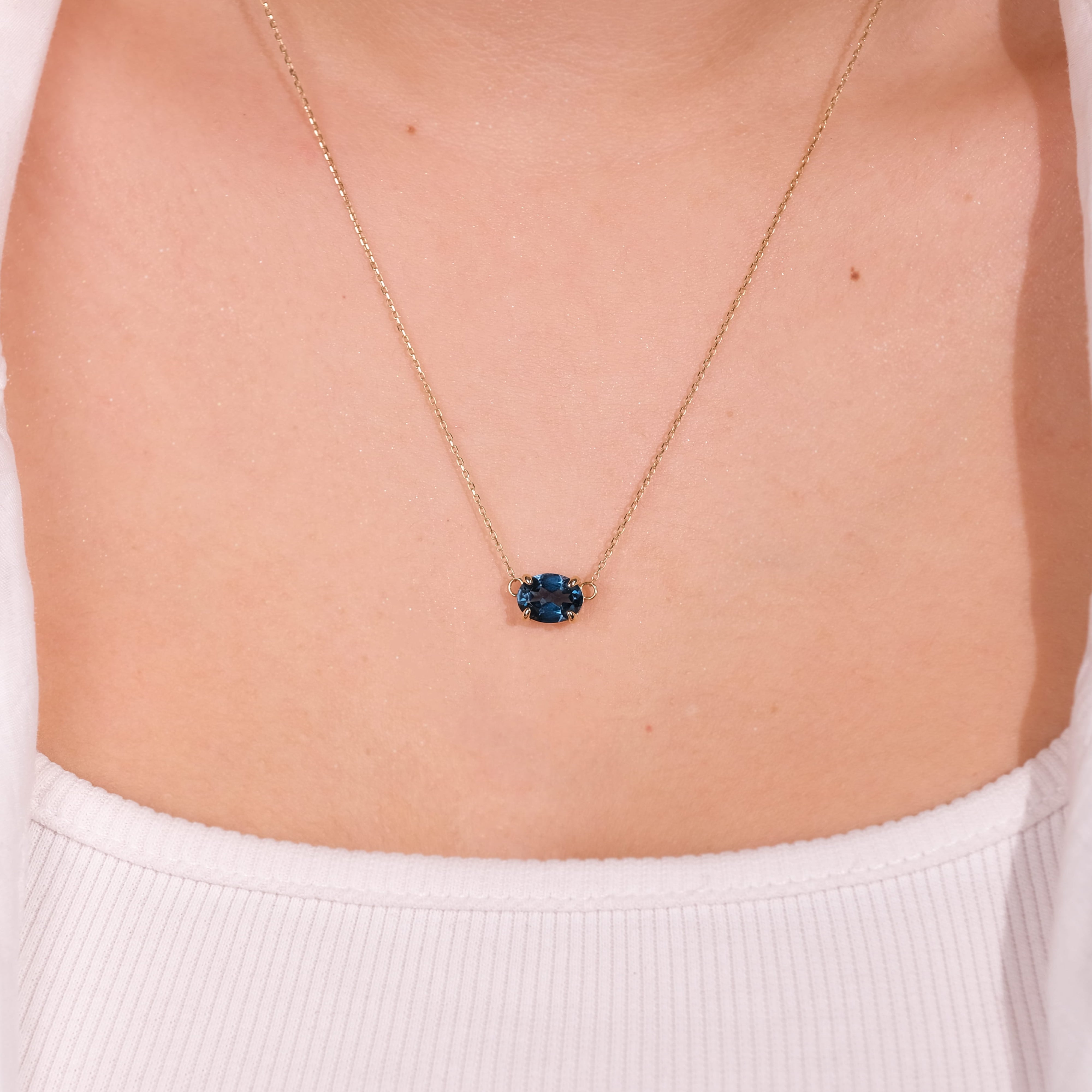 London Blue Topaz Doğal Taşlı Kolye