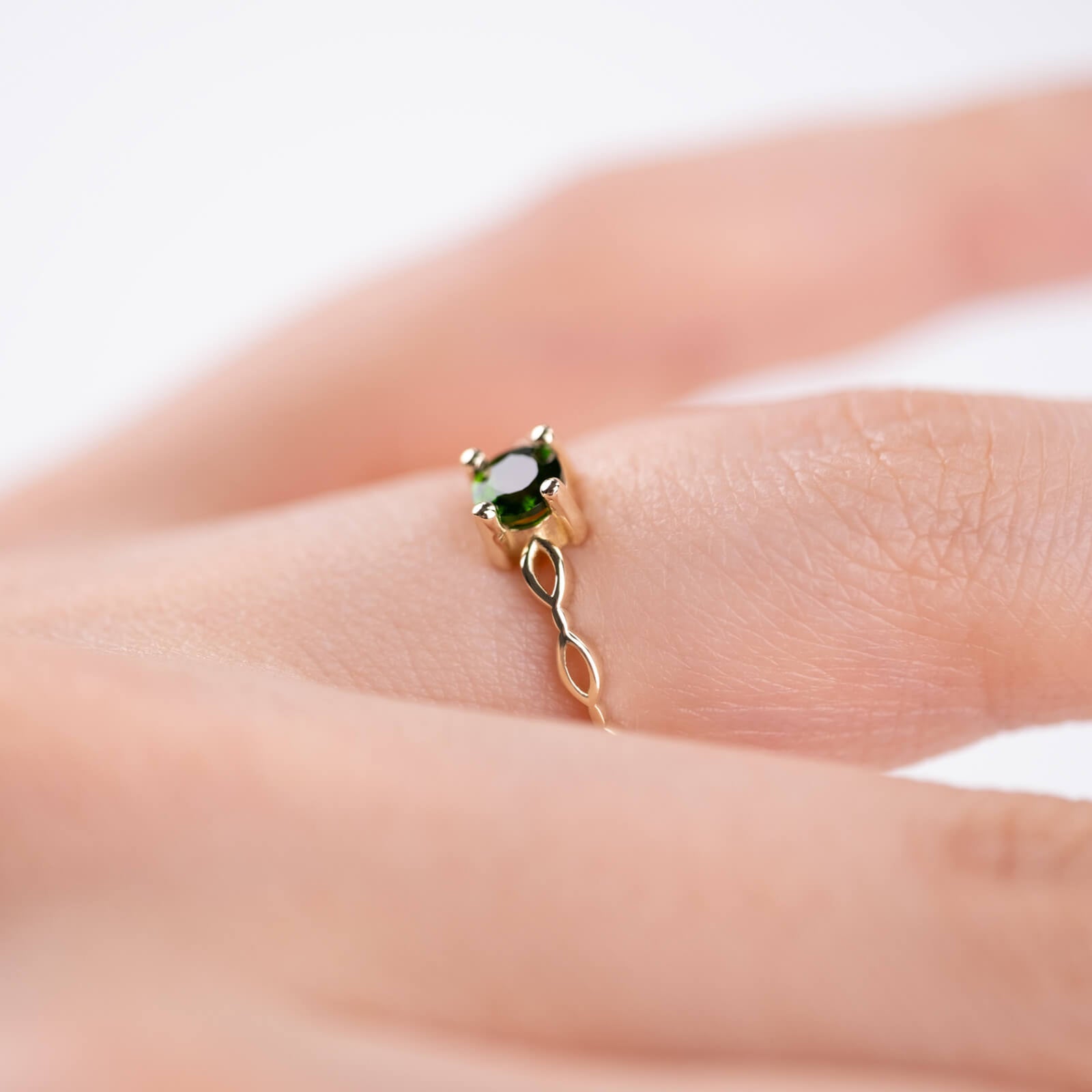 Minimal Krom Diopsit Altın Yüzük