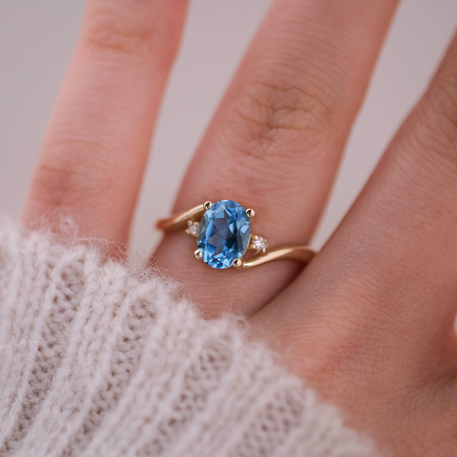 Elarwen | Swiss Blue Topaz ve Pırlantalı Yüzük