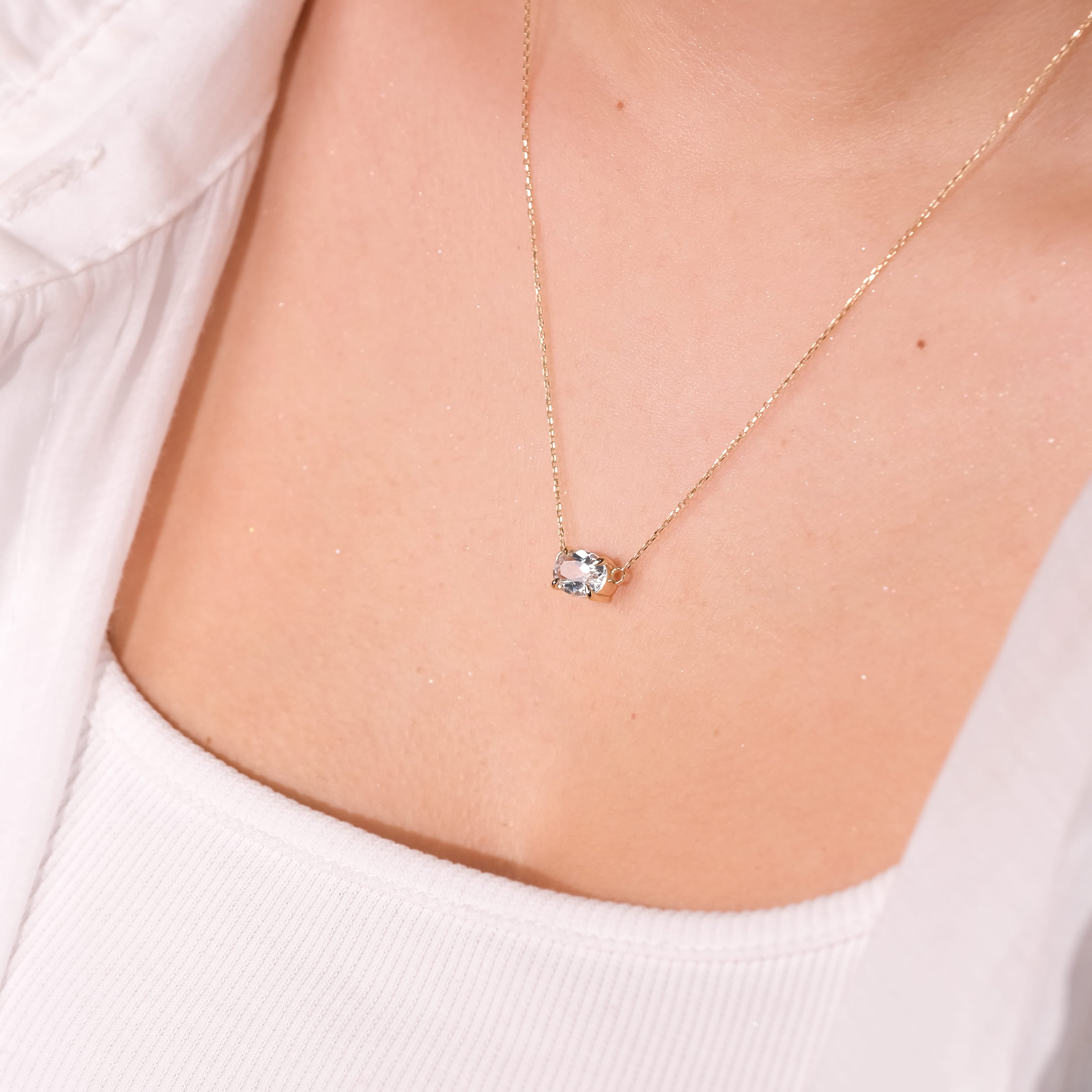 Beyaz Topaz Doğal Taşlı Kolye