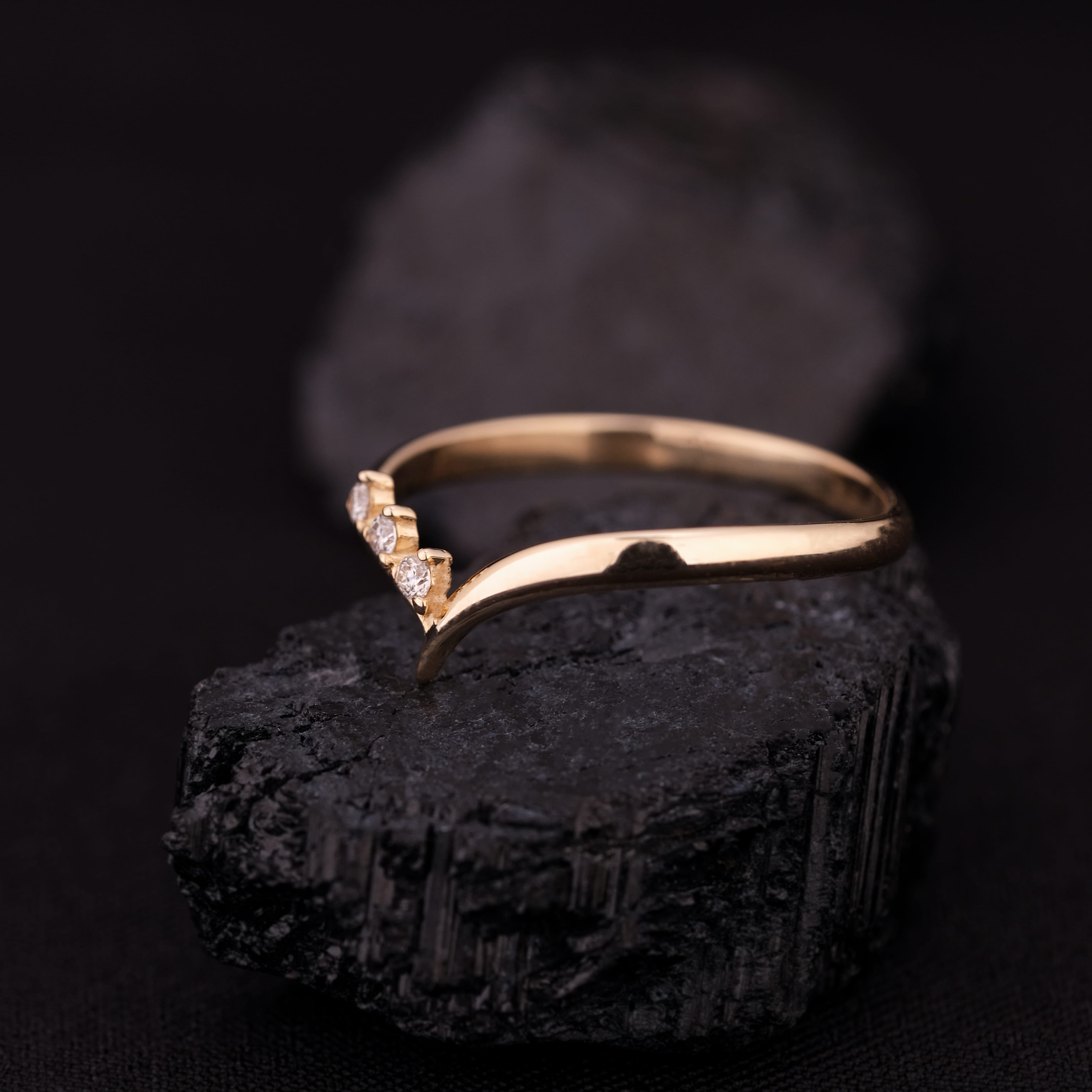 Lina - 14 Ayar Pırlantalı Altın Yüzük