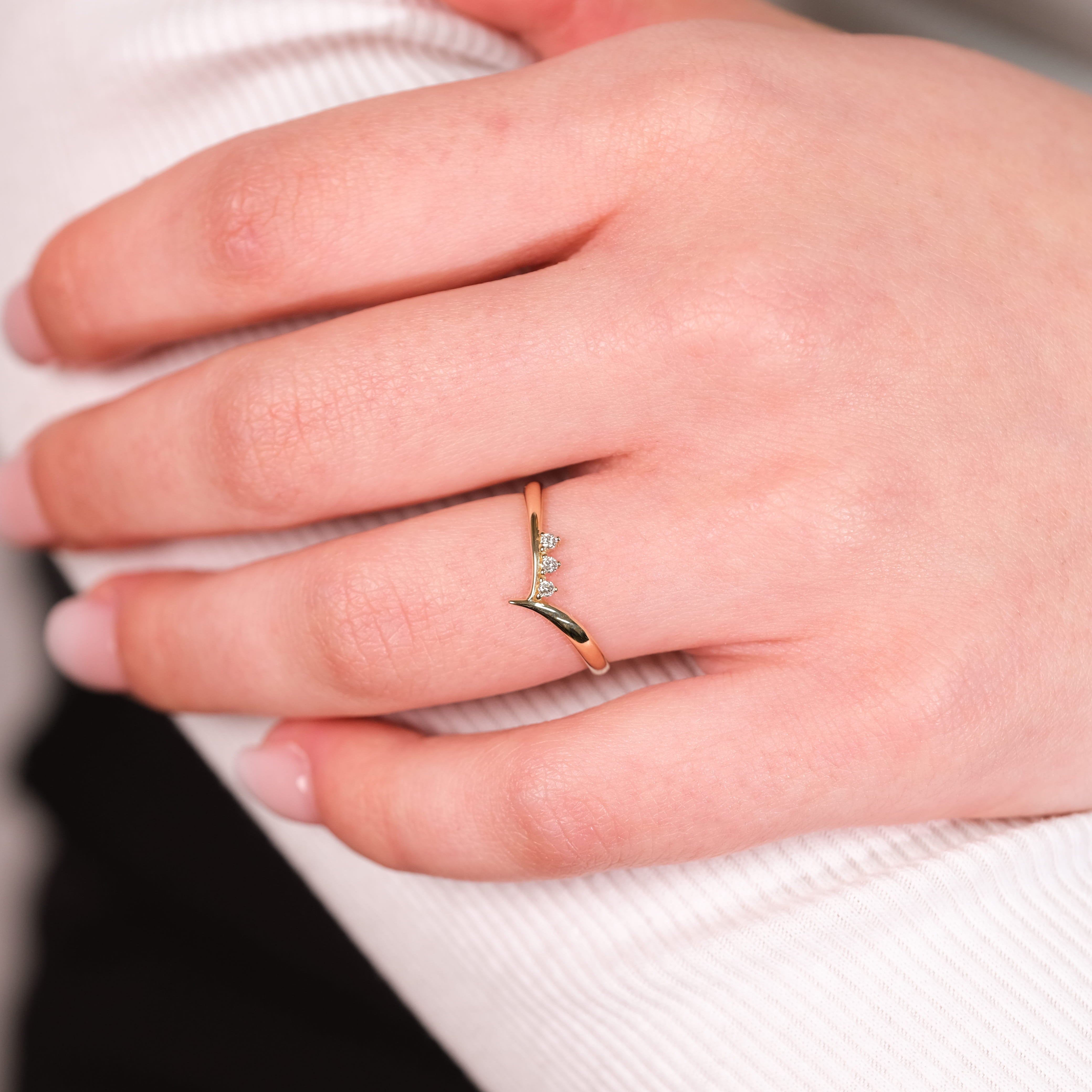 Lina - 14 Ayar Pırlantalı Altın Yüzük