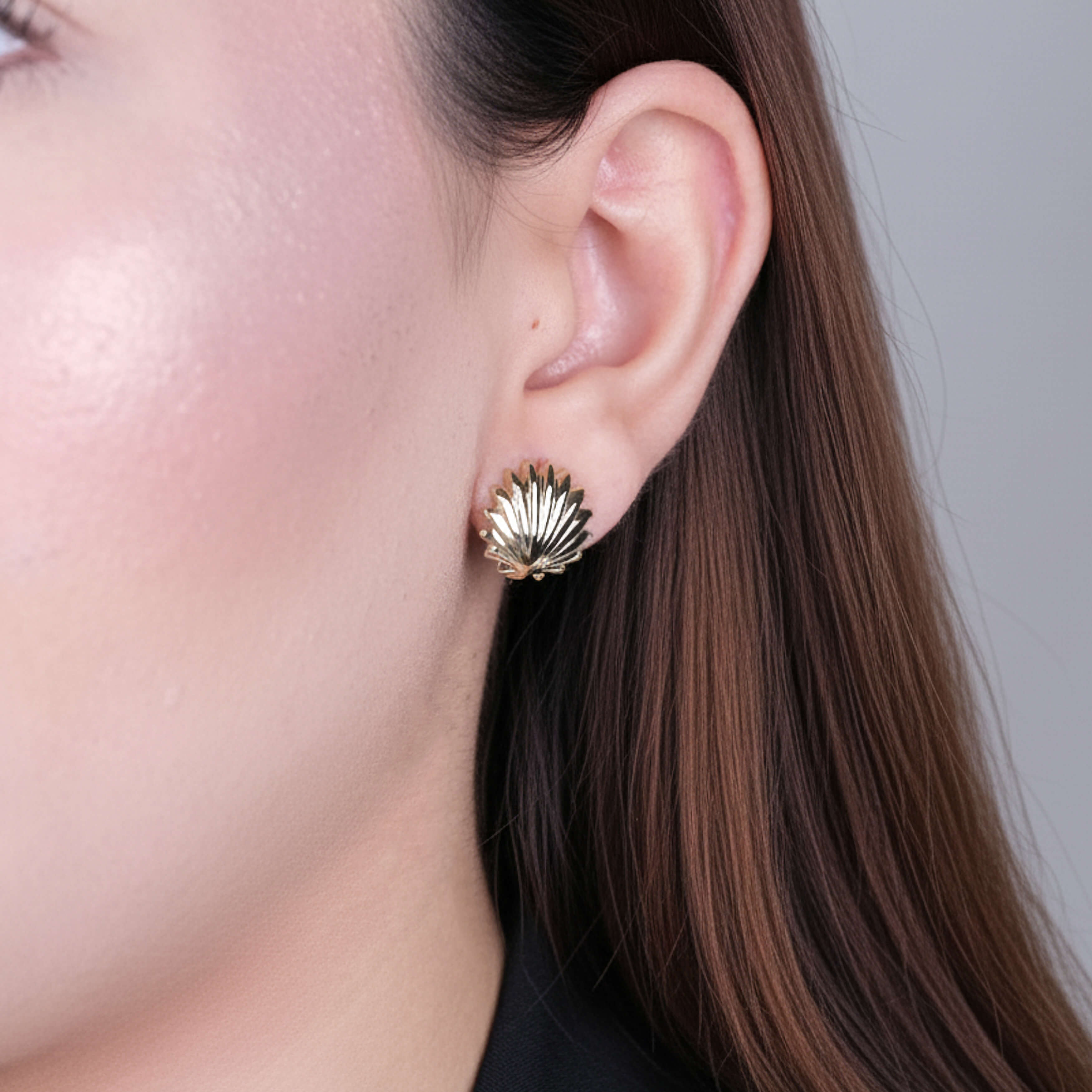 Deniz Kabuğu Model 14 Ayar Altın Küpe