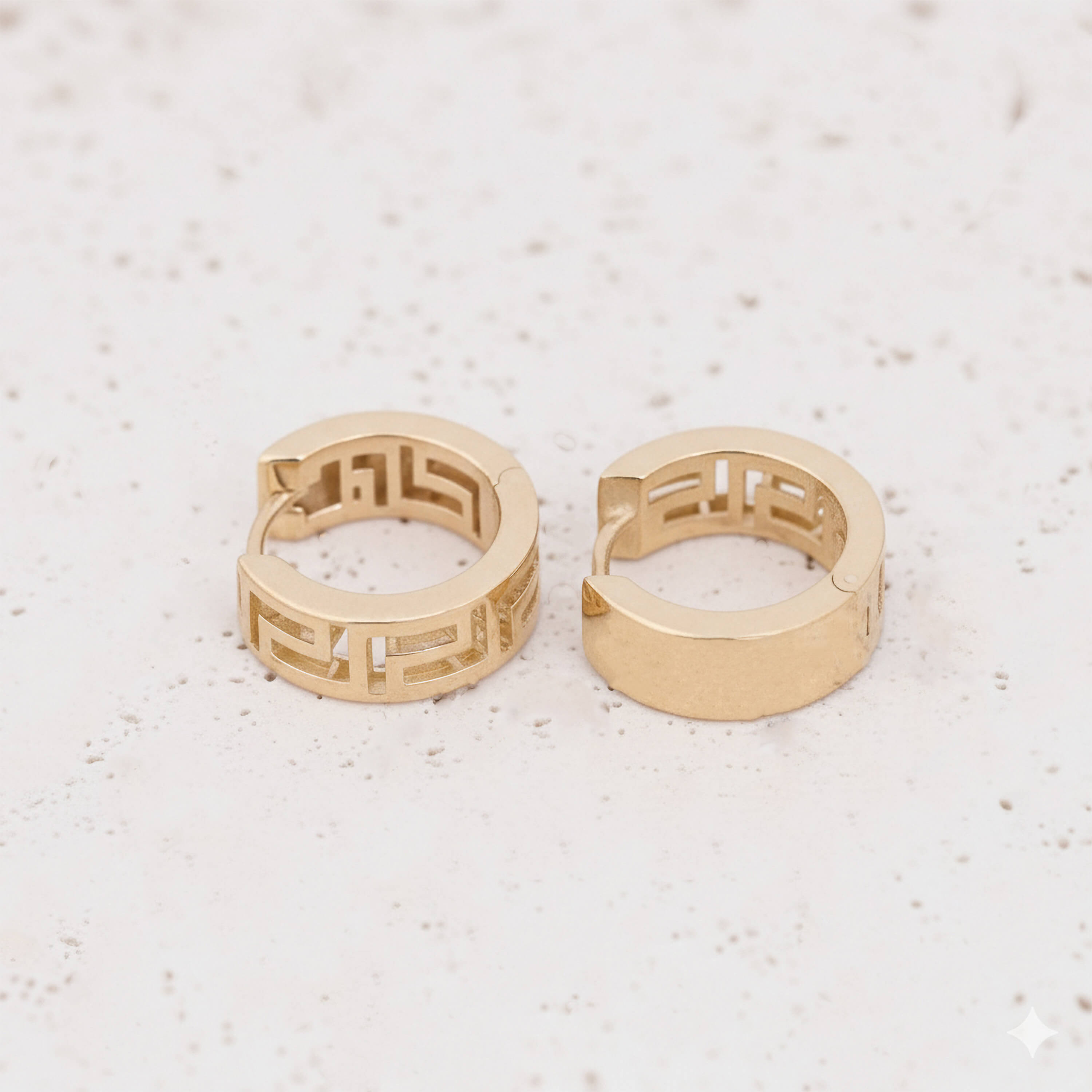 Yunan Desenli 14 Ayar Altın Küpe