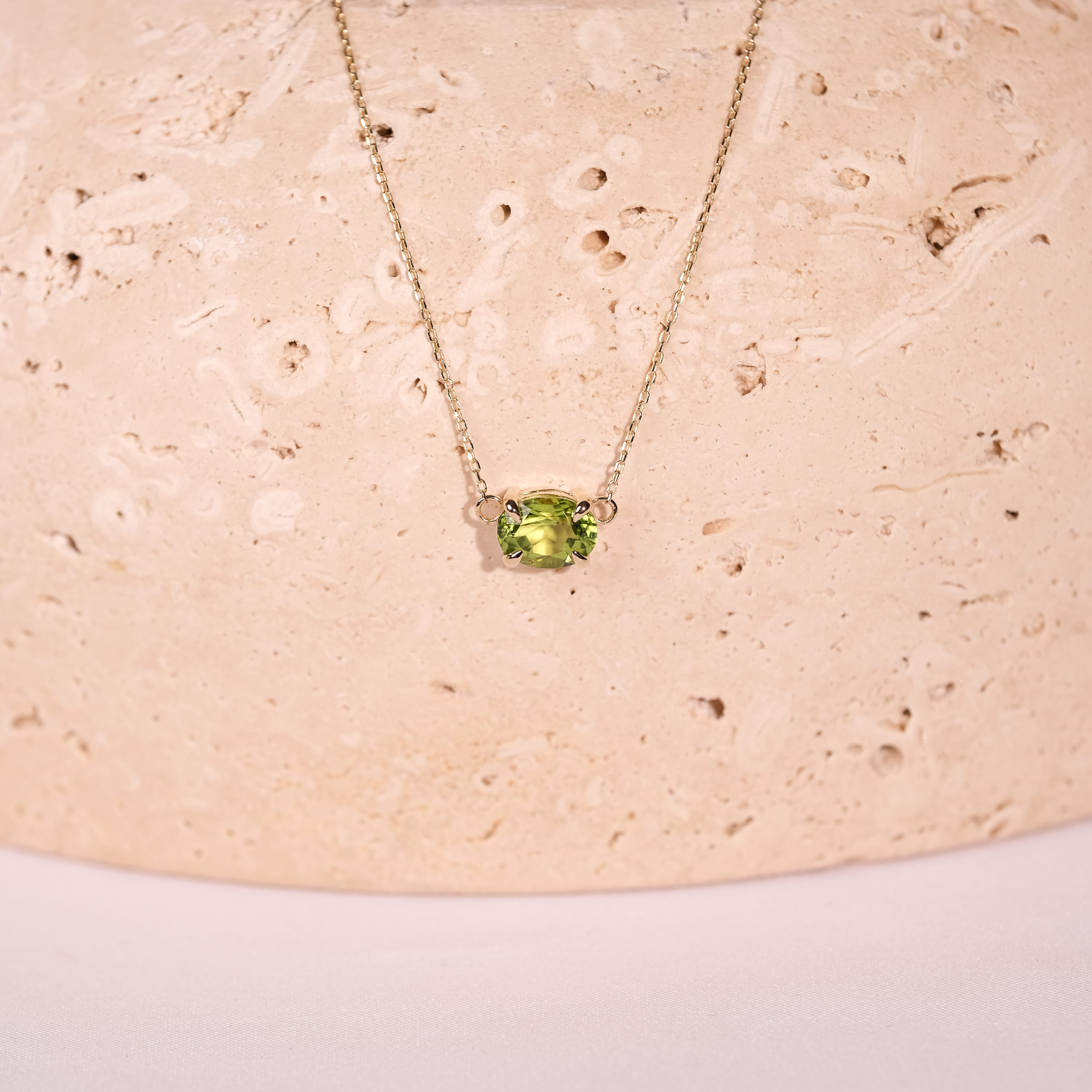 Peridot Doğal Taşlı Kolye